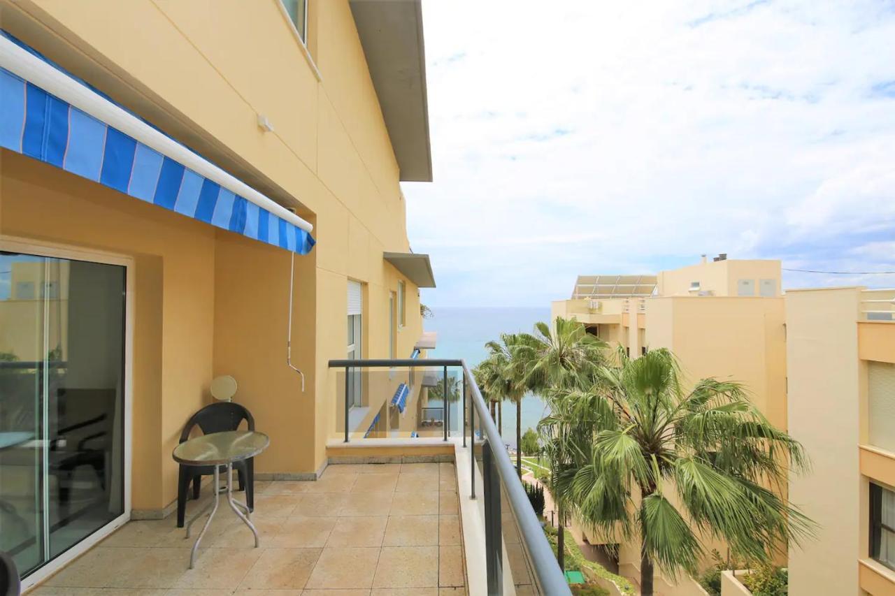 El Coral Apartment - First Beach Line إِستيبونا المظهر الخارجي الصورة